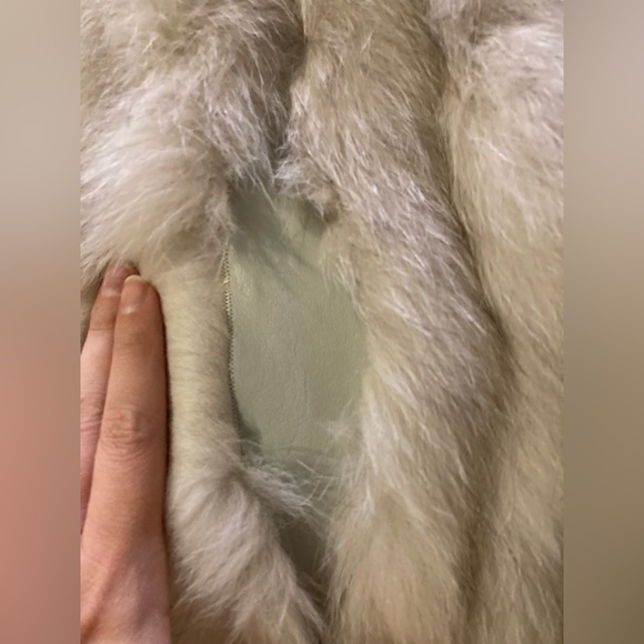 Vintage Fur Coat - Picture 6 of 7